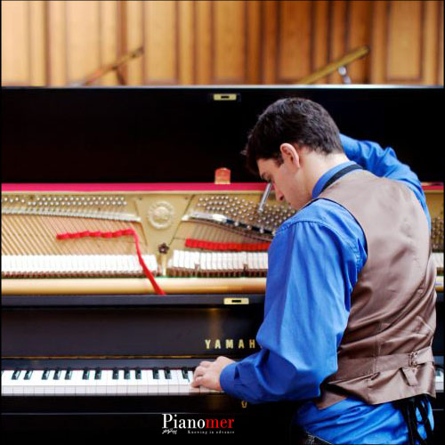 نگهداری از پیانو آکوستیک توسط تکنسین و متخصص پیانو | پیانومر